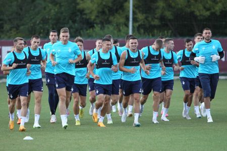 Dynamo in Romania: practicing at Rapid training ground