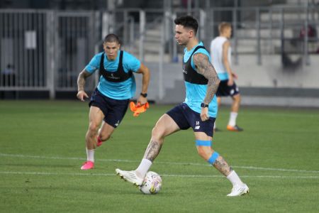 Training two days before the match against Besiktas